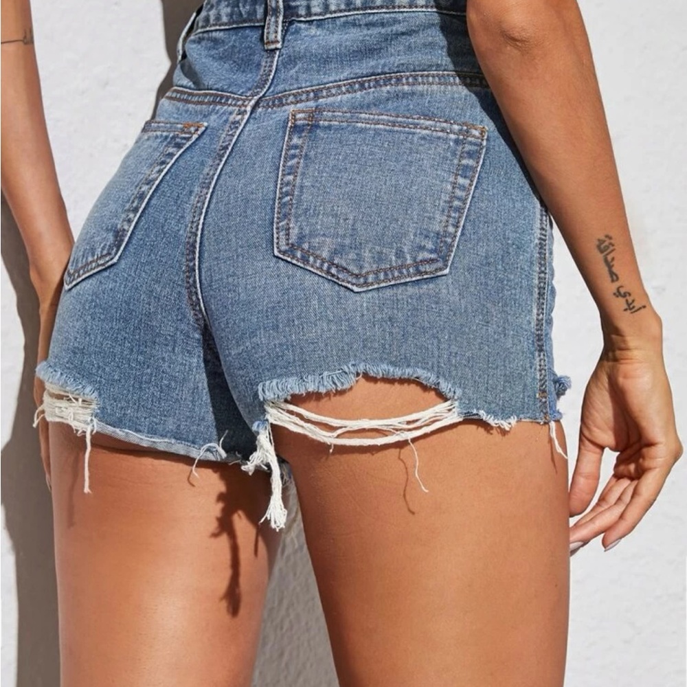 Ripped denim shorts